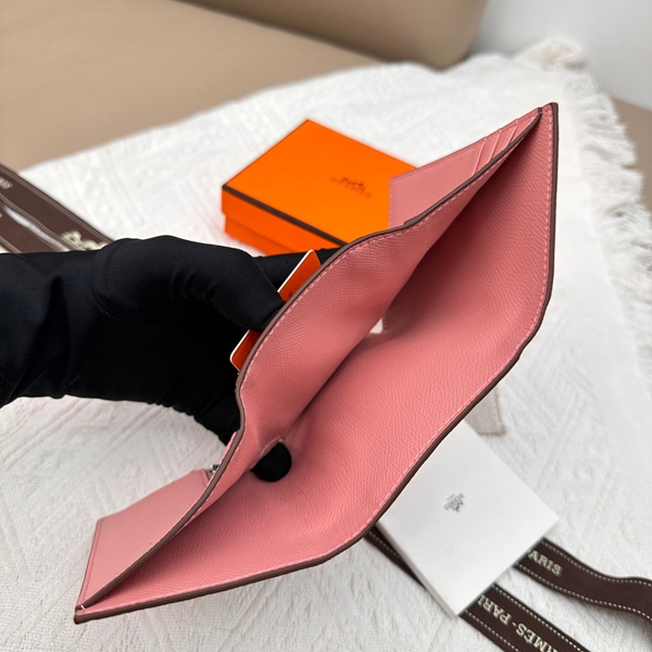 エルメス財布コピー着用イメージ